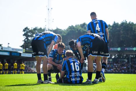 Ruotsin Allsvenskanissa dramaattinen käännös: Sirius hävisi Mjällbylle 3–4, Otso Liimatta loukkaantui 2 Ruotsin Allsvenskanissa dramaattinen käännös: Sirius hävisi Mjällbylle 3–4, Otso Liimatta loukkaantui 1