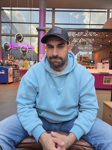 Semir Ben-Amor paljastaa uusia yksityiskohtia vuoden 2012 kohuottelusta Jokerit–HIFK – näin Ville Peltonen valikoitui kohteeksi 8 Semir Ben-Amor paljastaa uusia yksityiskohtia vuoden 2012 kohuottelusta Jokerit–HIFK – näin Ville Peltonen valikoitui kohteeksi 7