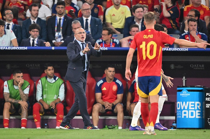 Maailmanmestaruuden voittanut Espanjan valmentaja De la Fuente jatkaa vuoteen 2032 2 Maailmanmestaruuden voittanut Espanjan valmentaja De la Fuente jatkaa vuoteen 2032 1