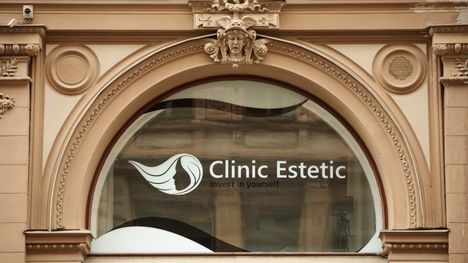 Tukes löysi Estetic-klinikalta epäjärjestystä ja vaaratekijöitä 2 Tukes löysi Estetic-klinikalta epäjärjestystä ja vaaratekijöitä 1