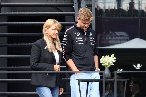 Uutuusdokumentti: Corinna Schumacher paljastaa yksityiskohtia suhteestaan Michaeliin 5