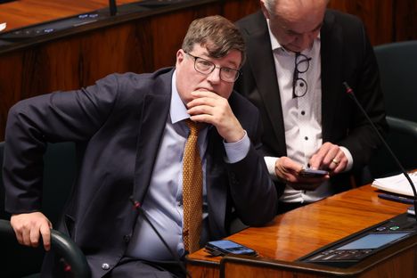 Valtiovarainministeriön arvio: Googlen investointi voi pienentää sopeutustarvetta, mutta vaikutus jäänee pieneksi 8 Valtiovarainministeriön arvio: Googlen investointi voi pienentää sopeutustarvetta, mutta vaikutus jäänee pieneksi 7