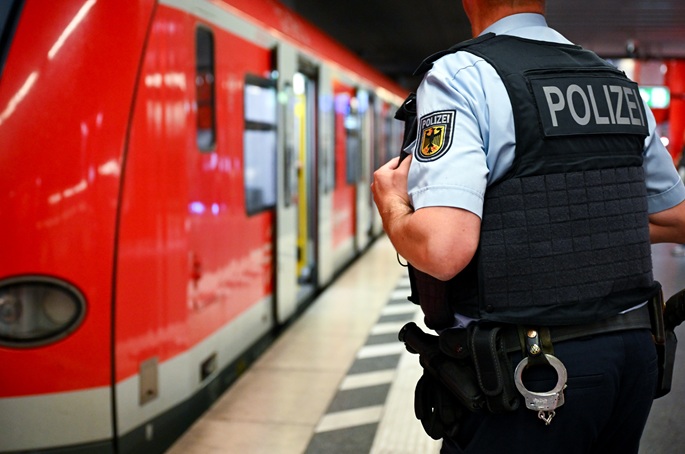 Kaapelivauriot häirivät Saksan kaukojunaliikennettä 1