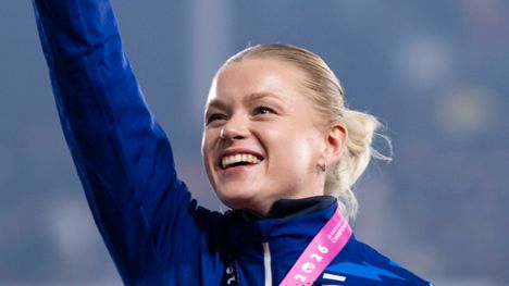 Wilma Heltä julkaisi ensimmäisen yhteiskuvansa aviomiehensä kanssa 2 Wilma Heltä julkaisi ensimmäisen yhteiskuvansa aviomiehensä kanssa 1