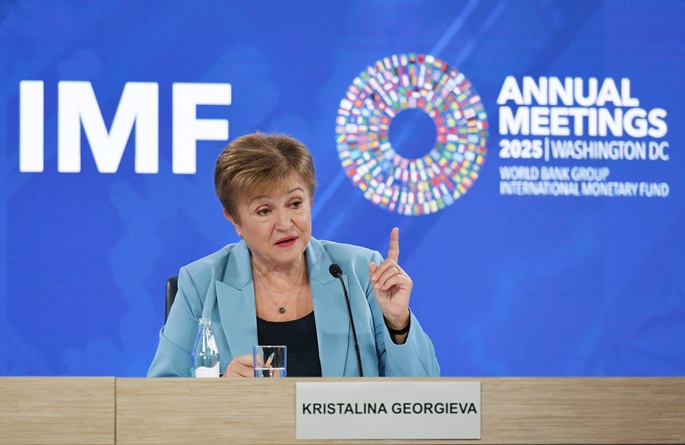 Maailmantalous kohtaa useita riskejä, vaikka se on osoittautunut kestäväksi: IMF:n pääjohtaja 1