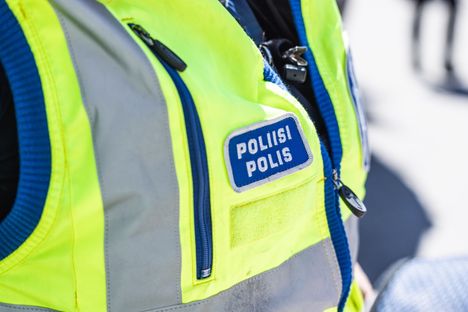 16-vuotiaan mopokuljettaja loukkaantui rajussa törmäyksessä Porvoossa – kolme henkilöä vammautui 2 16-vuotiaan mopokuljettaja loukkaantui rajussa törmäyksessä Porvoossa – kolme henkilöä vammautui 1