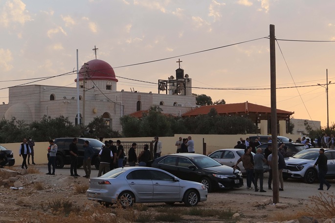 7 kuollut, 34 haavoittunut hautajaisten ampumavälikohtauksessa Jordanian eteläosassa 2 7 kuollut, 34 haavoittunut hautajaisten ampumavälikohtauksessa Jordanian eteläosassa 1