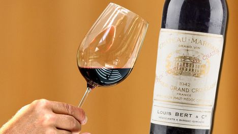 Alkon valikoimiin saapui rajattu erä 1942 Château Margaux -punaviiniä – hinta 990 euroa 2 Alkon valikoimiin saapui rajattu erä 1942 Château Margaux -punaviiniä – hinta 990 euroa 1