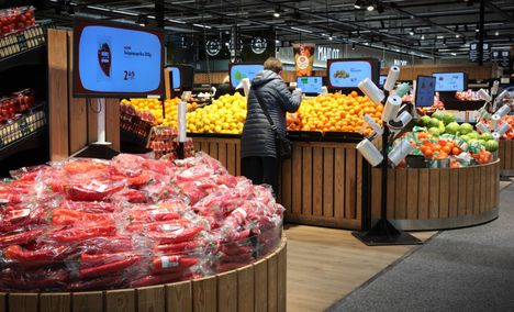 Arjen taidot koetuksella muuttaessa omilleen – ”Silloin iskeytyy vasten kasvoja kaikki” 6 Arjen taidot koetuksella muuttaessa omilleen – ”Silloin iskeytyy vasten kasvoja kaikki” 5