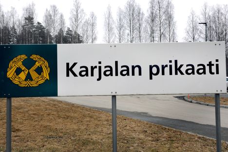 Vahinkolaukaus Vekaranjärvellä: 29 varusmies altistui paukkupatruunan melulle 2 Vahinkolaukaus Vekaranjärvellä: 29 varusmies altistui paukkupatruunan melulle 1