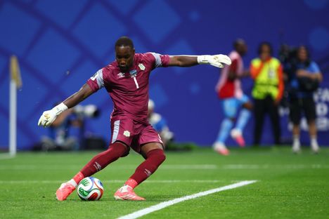 Fifa-skandaali: Kongon demokraattisen tasavallan edustuskelvoton pelaaja pelasi MM-kisoissa 1
