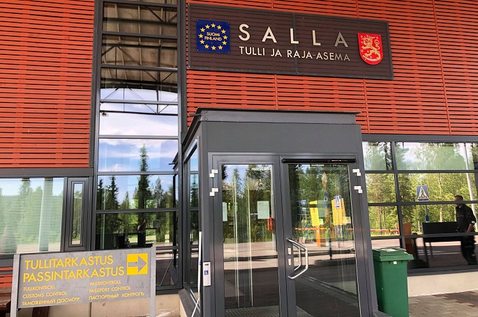 Valtonen vaatii Venäjän matkailuviisumikieltoa koko EU:ssa 2 Valtonen vaatii Venäjän matkailuviisumikieltoa koko EU:ssa 1