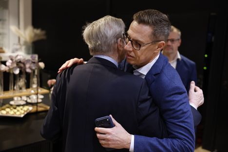 Göran Stubb puhuu Alexanderin kanssa soittamisesta: ”Isä on aina isä” 4 Göran Stubb puhuu Alexanderin kanssa soittamisesta: ”Isä on aina isä” 3
