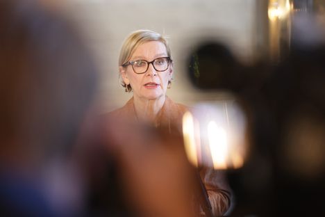 Paula Risikko kertoi, että Helsingin poliisi on ottanut tutkinnan vastuulleen.