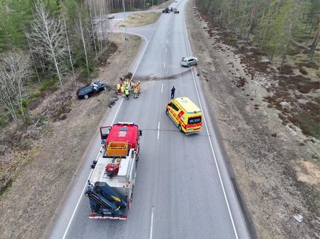 Kaksi autoilijaa kuoli nokkakolarissa Luumäellä huhtikuussa 2026 3