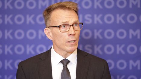 Kansanedustajat pohtivat koteihin tunkeutumisia: ”Suomalaisethan eivät tällaisesta säikähdä” 2 Kansanedustajat pohtivat koteihin tunkeutumisia: ”Suomalaisethan eivät tällaisesta säikähdä” 1