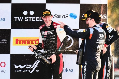Elfyn Evans voitti rallin MM-tittelin hurjan draaman jälkeen – mestaruus tärkeä myös sarjalle 6 Elfyn Evans voitti rallin MM-tittelin hurjan draaman jälkeen – mestaruus tärkeä myös sarjalle 5