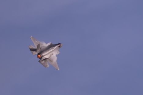 Ilmavoimat vastaanotti F-35-hävittäjät Rovaniemellä – Stubb korosti Yhdysvaltojen suhdetta ja sisun tarvetta 5