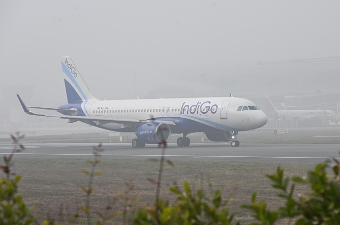 IndiGo-lentokone sai salamaniskun lennolla Intiassa, kone laskeutui turvallisesti 1