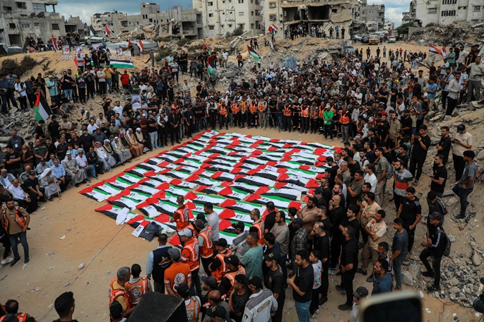 Joukkohaudat 105 Gazassa Israelin pommituksessa kuolleelle palestiinalaiselle 1