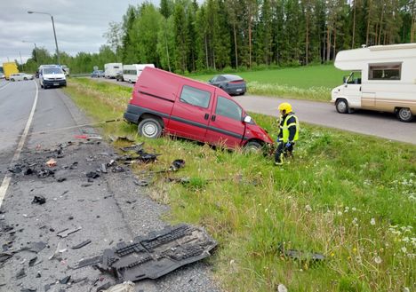 35-vuotias tuomittiin kuolemaan johtaneesta kolarista Kurikassa – ajoi huumausaineiden vaikutuksessa ja kaahasi 13