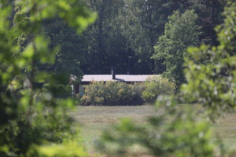 Poliisi selvitti Raaseporin murhatapauksen: Mies ampui vaimonsa ja surmasi itsensä 4 Poliisi selvitti Raaseporin murhatapauksen: Mies ampui vaimonsa ja surmasi itsensä 3