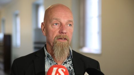 Orpo, Halla-aho ja muut kommentoivat kansanedustajien koteihin tehtyjä epäiltyjä tunkeutumisia 3