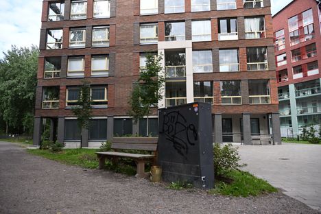 Parikymppisen miehen epäilty murhaaja pakeni Vantaalta ulkomaille 5