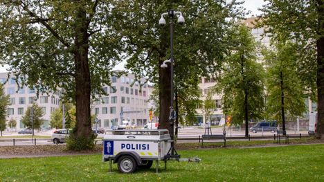 Helsingin poliisi otti käyttöön uudet valvontaperävaunut – tulokset ovat positiivisia 1