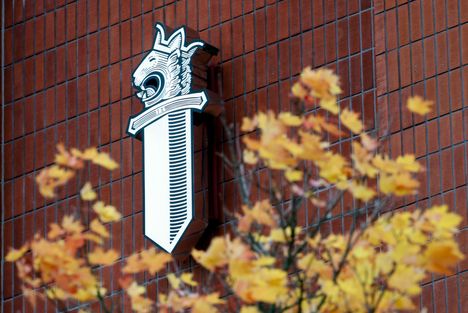 Poliisi tutkii laajaa paritusvyyhtiä, jossa epäillään kansainvälistä järjestäytynyttä rikollisuutta 1