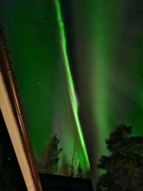 Revontulia näkyi lauantaina ympäri Suomen 8 Revontulia näkyi lauantaina ympäri Suomen 7