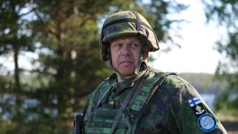 Ruotsalainen korvetti HSwMS Helsingborg auttaa Suomen merivalvonnassa 1