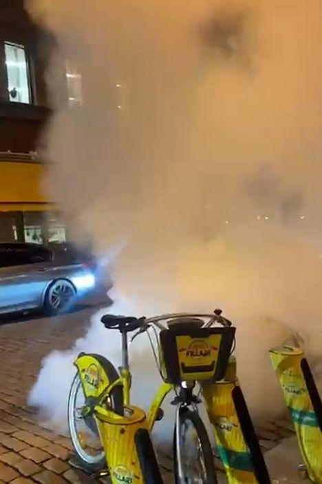 Shokeeraava tempaus Helsingin yössä: Rahaa lensi kadulle 4 Shokeeraava tempaus Helsingin yössä: Rahaa lensi kadulle 3