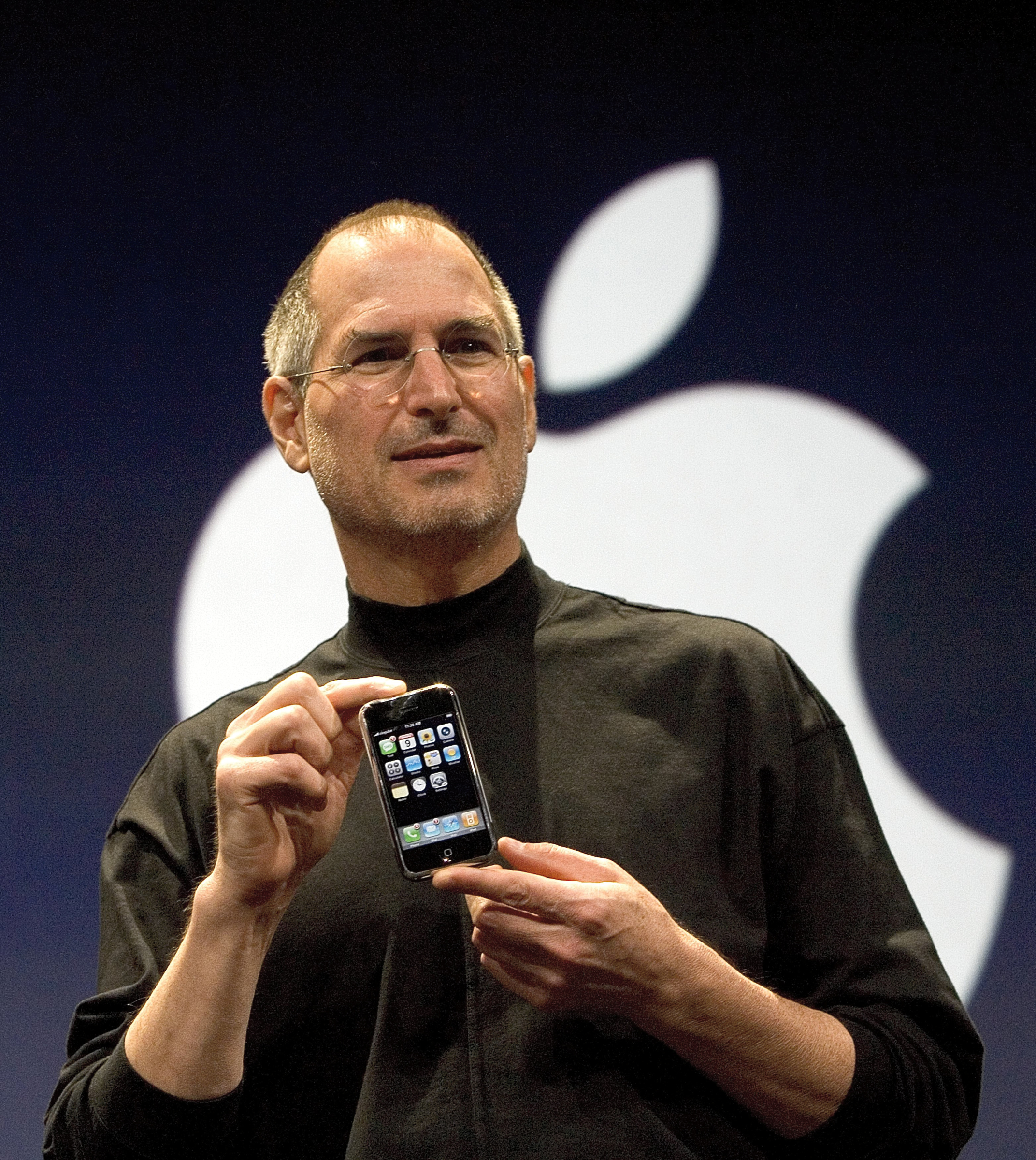 Steve Jobsin kuolemasta 15 vuotta – Applen johtajat muistivat yhtiön perustajaa 2 Steve Jobsin kuolemasta 15 vuotta – Applen johtajat muistivat yhtiön perustajaa 1