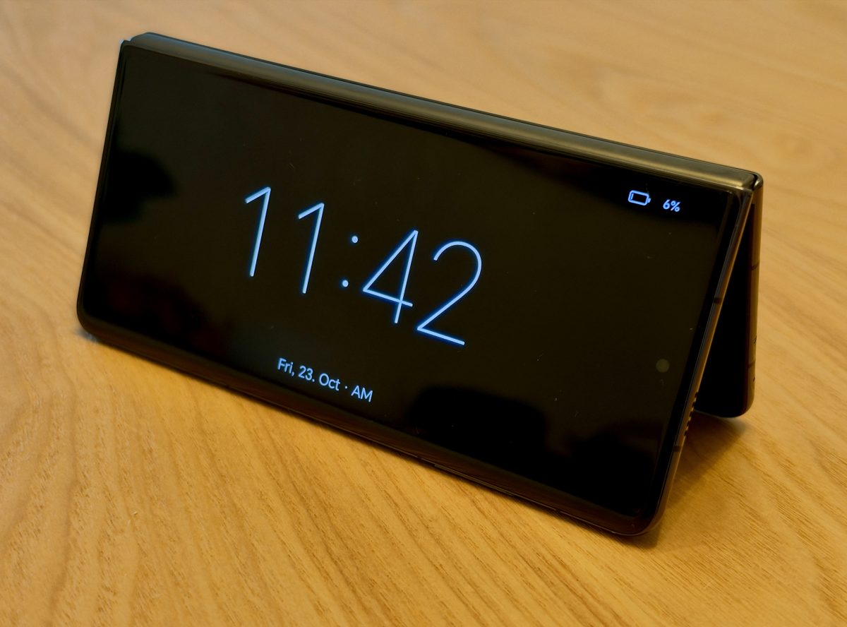 Uusi Foldy-sovellus tuo iPhone Duon valmiustilanäytön Android-puhelimiin 2 Uusi Foldy-sovellus tuo iPhone Duon valmiustilanäytön Android-puhelimiin 1