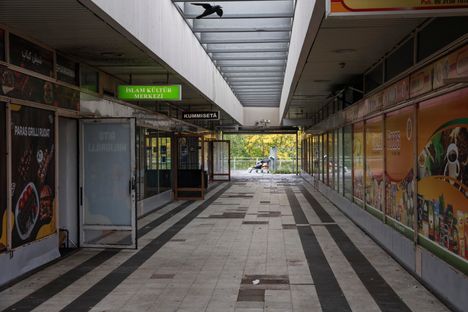 Näin Puhoksen ostoskeskus näyttää, jonne perussuomalaiset eivät jalkautuneet 7