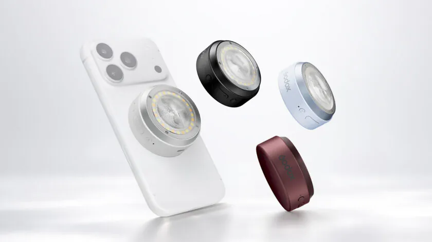 Godox A2 tuo xenon-salaman iPhoneen magneettisen lisävarusteen avulla 1